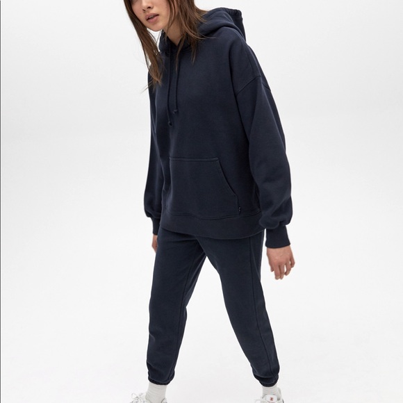 Aritzia TNA Boyfriend Sweatsuit - EUC, Black